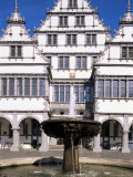 Palastgarten and Kurfurstiches Palace, Trier, Rheinland-Pfalz (Rhineland Palatinate), Germany Photographie par Hans Peter Merten