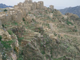 Mountain Fortress Village and Terraced Fields, Shahara, Yemen, Arabia, Middle East Photographie par Jack Jackson
