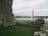 Early Christian Buildings, Devenish Island, County Fermanagh, Northern Ireland Photographie par Michael Jenner