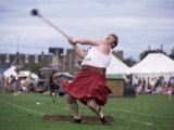 Throwing the Light Hammer, Aboyne Highland Games, Aboyne, Scotland, United Kingdom Photographie par Lousie Murray