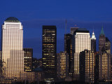 Lower Manhattan Skyline at Dusk Across the Hudson River, New York City, New York, USA Lámina fotográfica por Amanda Hall Lower Manhattan Skyline at Dusk Across the Hudson River, New York City, New York, USA Lámina fotográfica por Amanda Hall