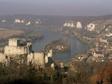 Chateau Gaillard and River Seine, Les Andelys, Haute Normandie (Normandy), France Photographie par John Miller
