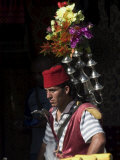 Man Selling Tea in Traditional Costume, Old Walled City, Jerusalem, Israel, Middle East Photographie par Christian Kober