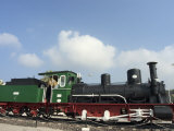 Steam Train Displayed Outside Station, Lattakia, Syria, Middle East Lámina fotográfica por Christian Kober Steam Train Displayed Outside Station, Lattakia, Syria, Middle East Lámina fotográfica por Christian Kober