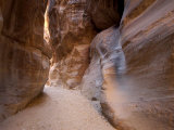 The Siq, Petra, Unesco World Heritage Site, Jordan, Middle East Fotografisk trykk av Sergio Pitamitz The Siq, Petra, Unesco World Heritage Site, Jordan, Middle East Fotografisk trykk av Sergio Pitamitz