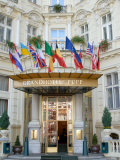 Main Entrance of Luxury Grandhotel Pupp in the Spa Town of Karlovy Vary, West Bohemia Photographie par Richard Nebesky