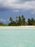 Tikehau, Tuamotu Archipelago, French Polynesia Islands Photographie par Sergio Pitamitz
