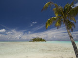 Blue Lagoon, Rangiroa, Tuamotu Archipelago, French Polynesia Islands Photographie par Sergio Pitamitz