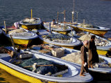 Fishermen, Kish Island, Iran, Middle East Photographic Print by Sergio Pitamitz