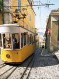 Funicular at Elevador Da Bica, Lisbon, Portugal Photographie par Yadid Levy