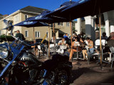 People Sitting in Trendy Sidewalk Cafe in Camps Bay, Cape Town, South Africa, Africa Photographie par Yadid Levy