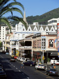 Long Street in the Centre of Town, Where Many Colonial Houses Remain, Cape Town, South Africa Photographie par Yadid Levy