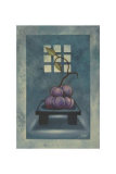 Pedestal Plum Limited Edition
