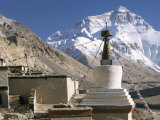 North Side of Mount Everest (Chomolungma), from Rongbuk Monastery, Himalayas, Tibet, China Photographie par Tony Waltham