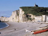 Beach and Falaise d'Amont, Haute Normandie (Normandy), France Photographic Print by Guy Thouvenin