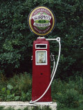 Murphy's Stout Petrol Pump, County Cork, Munster, Eire (Republic of Ireland) Fotografie-Druck von Julia Thorne