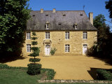 Manor House from the 17th Century, Jardins d'Eyrignac, Perigord, Aquitaine, France Photographic Print by Guy Thouvenin Manor House from the 17th Century, Jardins d'Eyrignac, Perigord, Aquitaine, France Photographic Print by Guy Thouvenin