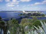 Bridge Over the Swan River, Perth, Western Australia, Australia Photographie par Loraine Wilson