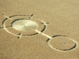 Aerial View of Crop Circles in a Wheat Field, Wiltshire, England, United Kingdom Fotografie-Druck von Adam Woolfitt