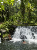 Tabacon Hot Springs, Volcanic Hot Springs Fed from the Arenal Volcano, Arenal, Costa Rica Photographie par R H Productions 