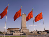 Mao Tse-Tung Memorial and Monument to the People's Heroes, Tiananmen Square, Beijing, China Photographie par Adam Tall