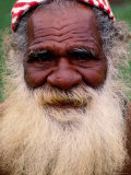 Kanak Elder, Noumea, South Province, New Caledonia Fotografie-Druck von Peter Hendrie