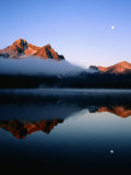 Dawn at Stanley Lake, Sawtooth Mountains, Near Stanley, Stanley, Idaho Photographic Print by Holger Leue