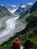 Montenvers Mer de Glace with Hikers, Chamonix, Rhone-Alpes, France Photographie par John Elk III