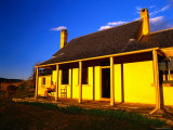 Smith O'Brien's Exile Cottage at Port Arthur Historic Site, Tasmania, Australia Fotografie-Druck von Ross Barnett