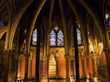 Interior of Ste-Chapelle, the Holy Chapel, Paris, Ile-De-France, France Photographie par Glenn Beanland