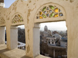 Old Town through Window, San'a, Yemen Photographie par Holger Leue