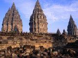 Khmer Architecture at the Ancient City of Prambanan, Prambanan, Central Java, Indonesia Photographie par Glenn Beanland