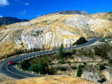 Hairpin Bend on Lyell Highway Surrounded by Moonscape Hills near Queenstown, Tasmania, Australia Fotografisk trykk av Ross Barnett Hairpin Bend on Lyell Highway Surrounded by Moonscape Hills near Queenstown, Tasmania, Australia Fotografisk trykk av Ross Barnett