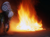Fire Dancers, Rabaul, East New Britain, Papua New Guinea Photographie par Peter Hendrie