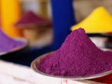 Colourful Tika Powder in Shop, Pushkar, Rajasthan, India Fotografisk trykk av Daniel Boag Colourful Tika Powder in Shop, Pushkar, Rajasthan, India Fotografisk trykk av Daniel Boag