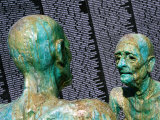 Holocaust Memorial Sculpture, South Beach, Miami, Florida Fotografisk trykk av Eddie Brady Holocaust Memorial Sculpture, South Beach, Miami, Florida Fotografisk trykk av Eddie Brady