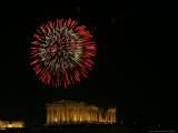 Fireworks Illuminate the Ancient Parthenon on New Years, Athens, Greece, c.2007 Photographie par Kostas Tsironis
