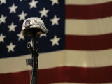 Iraq Soldier's Memorial, Fort Lewis, Washington, c.2007 Photographie par Ted S. Warren
