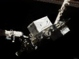 The Space Shuttle Endeavour's Remote Manipulator System (RMS) Robotic Arm August 14, 2007 Lámina fotográfica por Stocktrek Images The Space Shuttle Endeavour's Remote Manipulator System (RMS) Robotic Arm August 14, 2007 Lámina fotográfica por Stocktrek Images