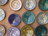 Moroccan Plates, Ensemble Artisanat, Ouarzazate, South of the High Atlas, Morocco Photographie par Walter Bibikow