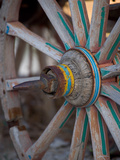 Cart and Cart Wheels in Cappadoccia, Turkey Lámina fotográfica por Darrell Gulin