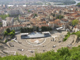 View from Roman Theatre Amphitheatre in Vienne, 4th Century, Isere, France Lámina fotográfica por Per Karlsson View from Roman Theatre Amphitheatre in Vienne, 4th Century, Isere, France Lámina fotográfica por Per Karlsson