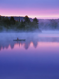 Canoeist on Lake at Sunrise, Algonquin Provincial Park, Ontario, Canada Photographie par Nancy Rotenberg