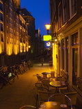 Buildings with Historic Facade and Narrow Lane at Night, Amsterdam, Netherlands Photographie par Keren Su