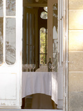 Wine Tasting at Chateau Belgrave, Haut-Medoc, Bordeaux, Gironde, Aquitane, France Fotografie-Druck von Per Karlsson