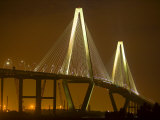 Arthur Revenel Bridge at Night, Charleston, South Carolina, USA Fotografie-Druck von Jim Zuckerman