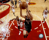 Yi Jianlian Photo