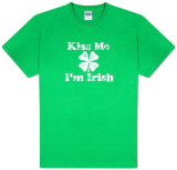 Kiss Me I'm Irish Tシャツ