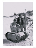 Us Navy Examines Nazi Beetle Lámina