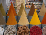 Spices for Sale, Mellah District, Marrakesh (Marrakech), Morocco, North Africa, Africa Photographie par Gavin Hellier